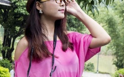 日日碰狠狠躁久久躁AV